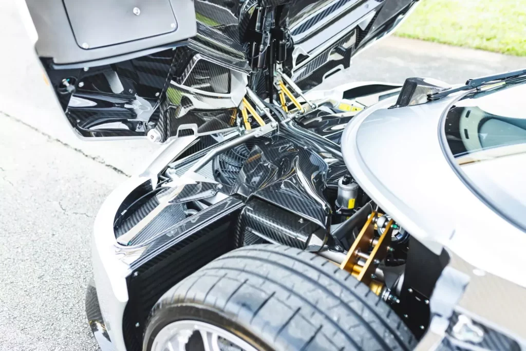 ¿Venderías tu Pagani Huayra por 2,2 millones? El dueño de este lo tiene claro 17 Motor16 2014 Pagani Huayra Tempesa Bring A Trailer 3 Motor16
