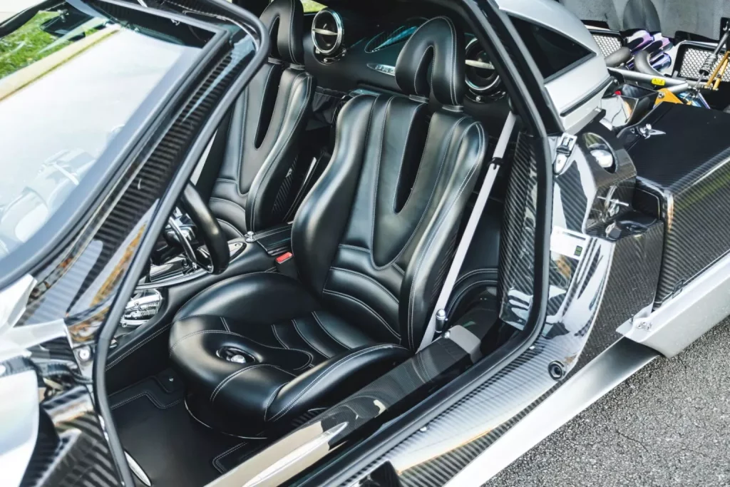 ¿Venderías tu Pagani Huayra por 2,2 millones? El dueño de este lo tiene claro 20 Motor16 2014 Pagani Huayra Tempesa Bring A Trailer 8 Motor16