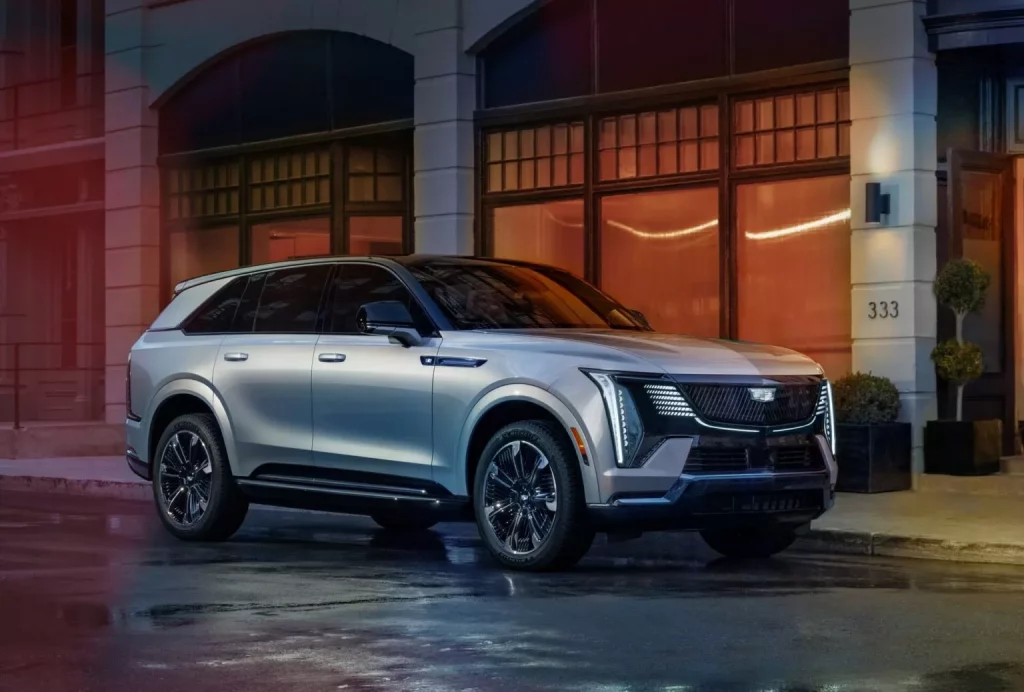 2024 Cadillac Escalade IQ 1 Motor16