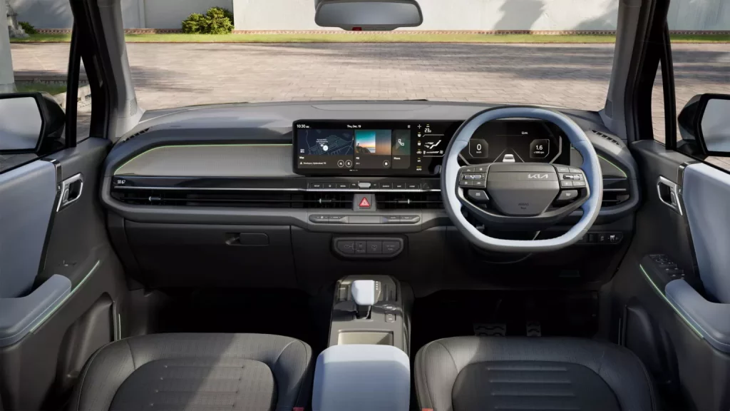 Kia Syros: El diminuto SUV que podrás ver por aquí... cuando sea '0 emisiones' 1 Motor16 2024 Kia Syros. Imagen salpicadero.