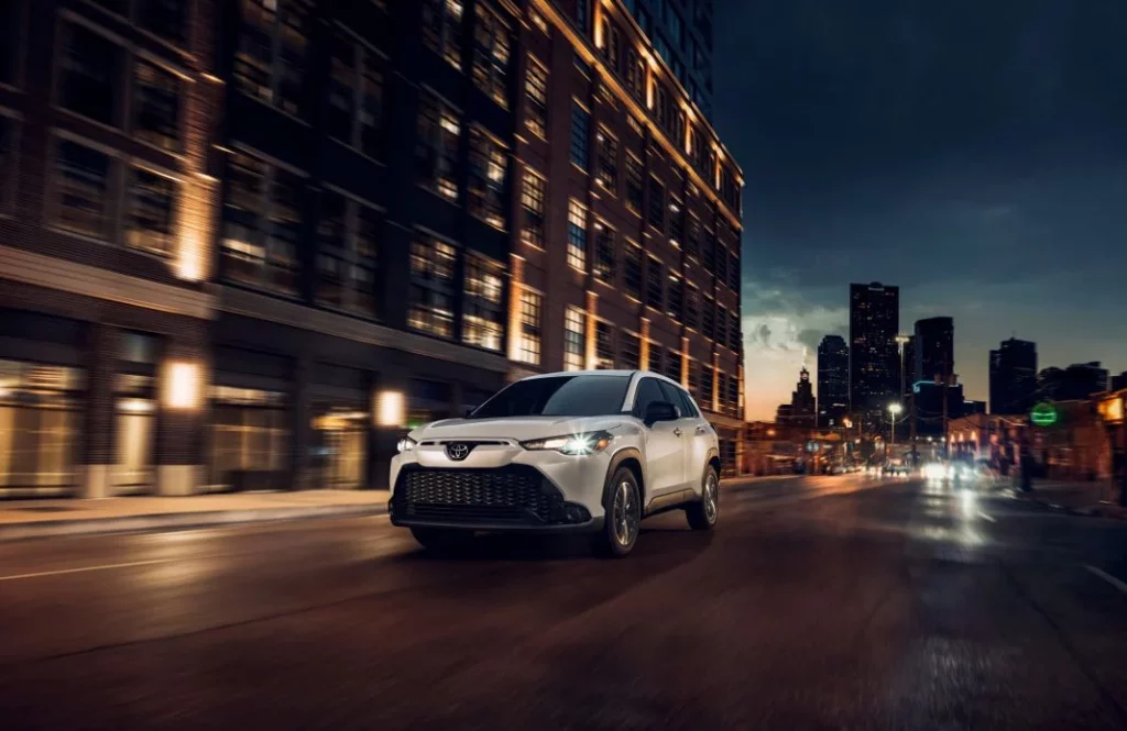 2024 Toyota Corolla Cross USA 13 Motor16