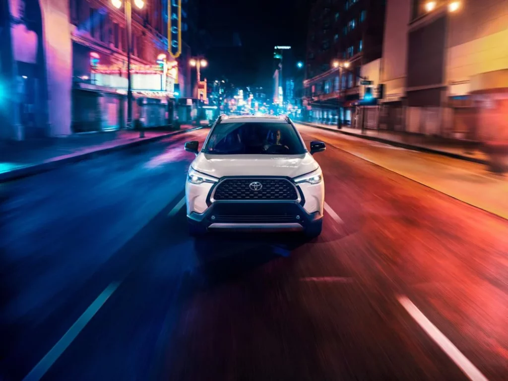 2024 Toyota Corolla Cross USA 8 Motor16
