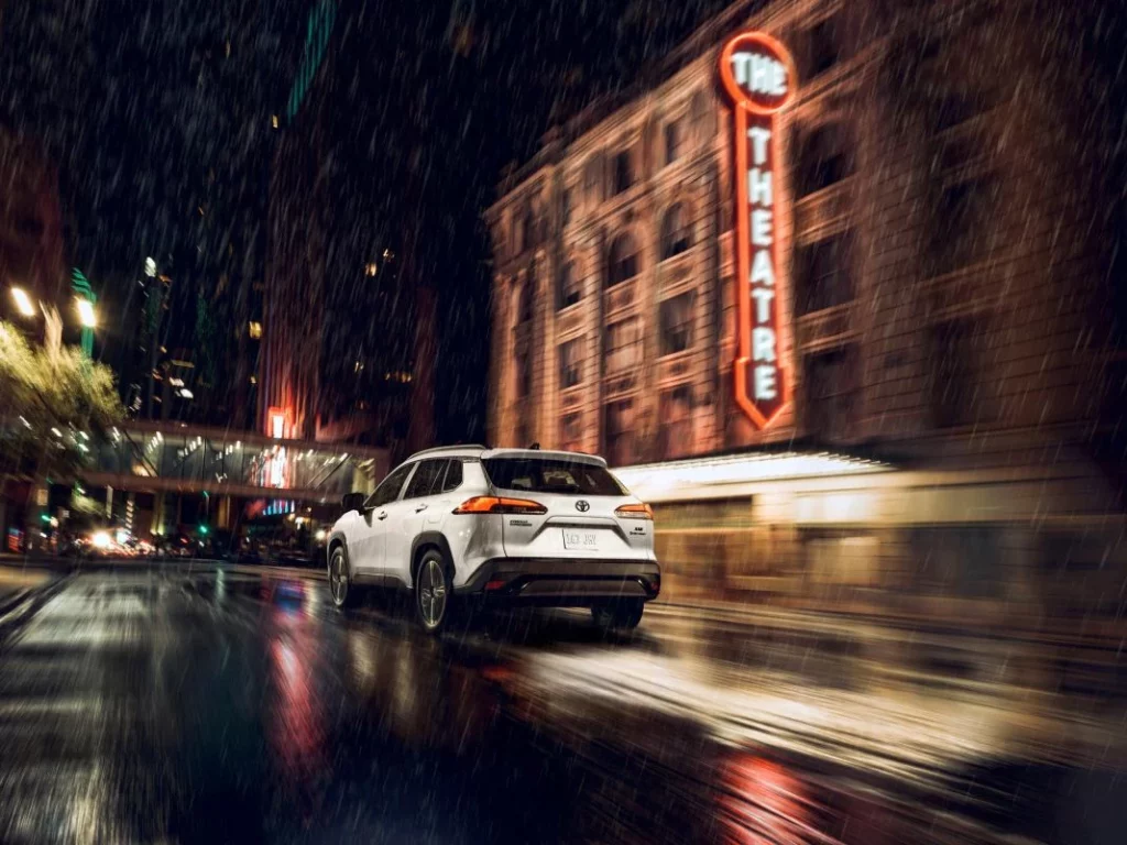 2024 Toyota Corolla Cross USA. Imagen movimiento.