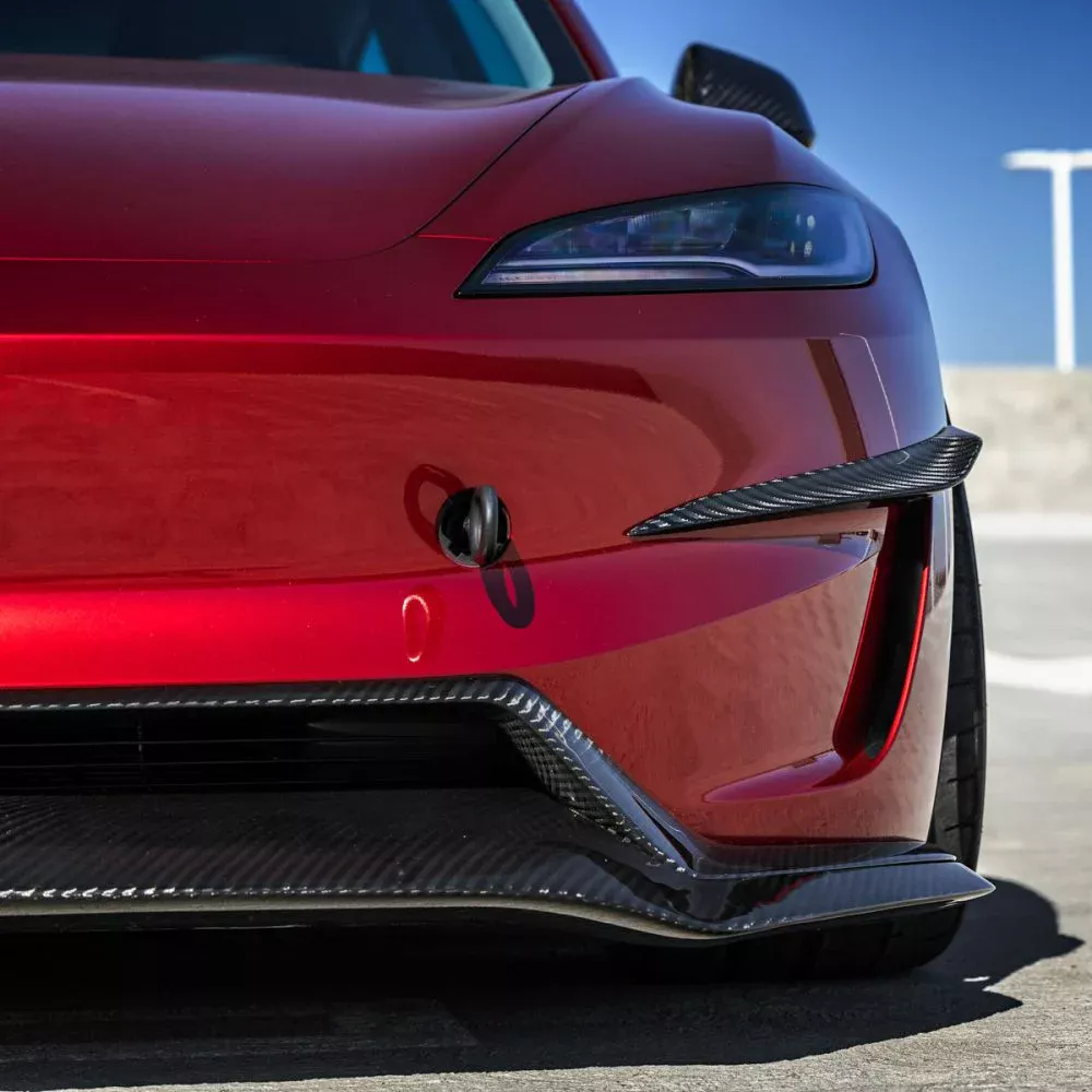 El Tesla Model 3 se acerca al BMW M3 gracias a Unplugged Performance 18 Motor16 2024 Unplugged Tesla Model 3 Performance 19 Motor16