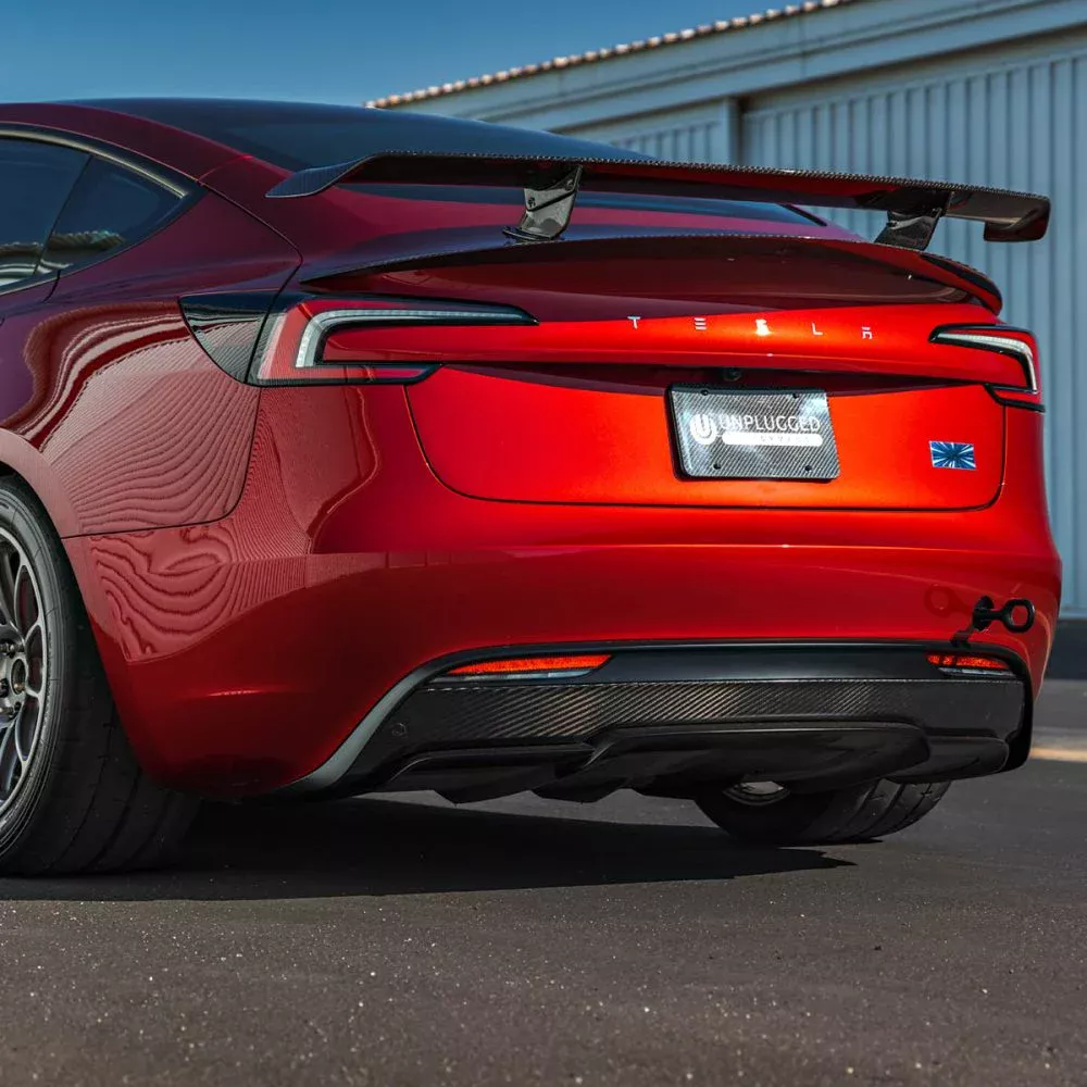 El Tesla Model 3 se acerca al BMW M3 gracias a Unplugged Performance 27 Motor16 2024 Unplugged Tesla Model 3 Performance 30 Motor16