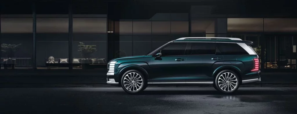 Hyundai Palisade: El hermano mayor del Santa Fe se pone a punto 1 Motor16 2024 Hyundai Palisade. Imagen lateral.