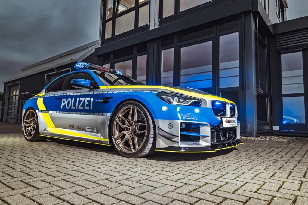 2024 police bmw m2 ac schnitzer 2 Motor16