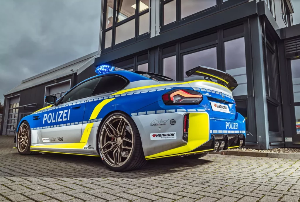 2024 police bmw m2 ac schnitzer 3 Motor16