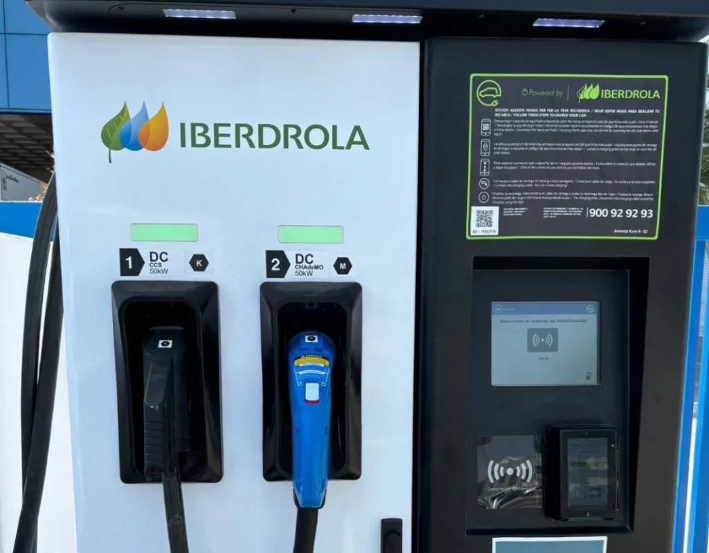 CARGADORES DE IBERDROLA CON TPV2 Motor16
