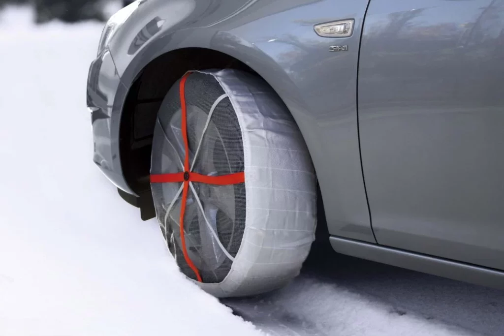 Cadenas textiles tela nieve Motor16