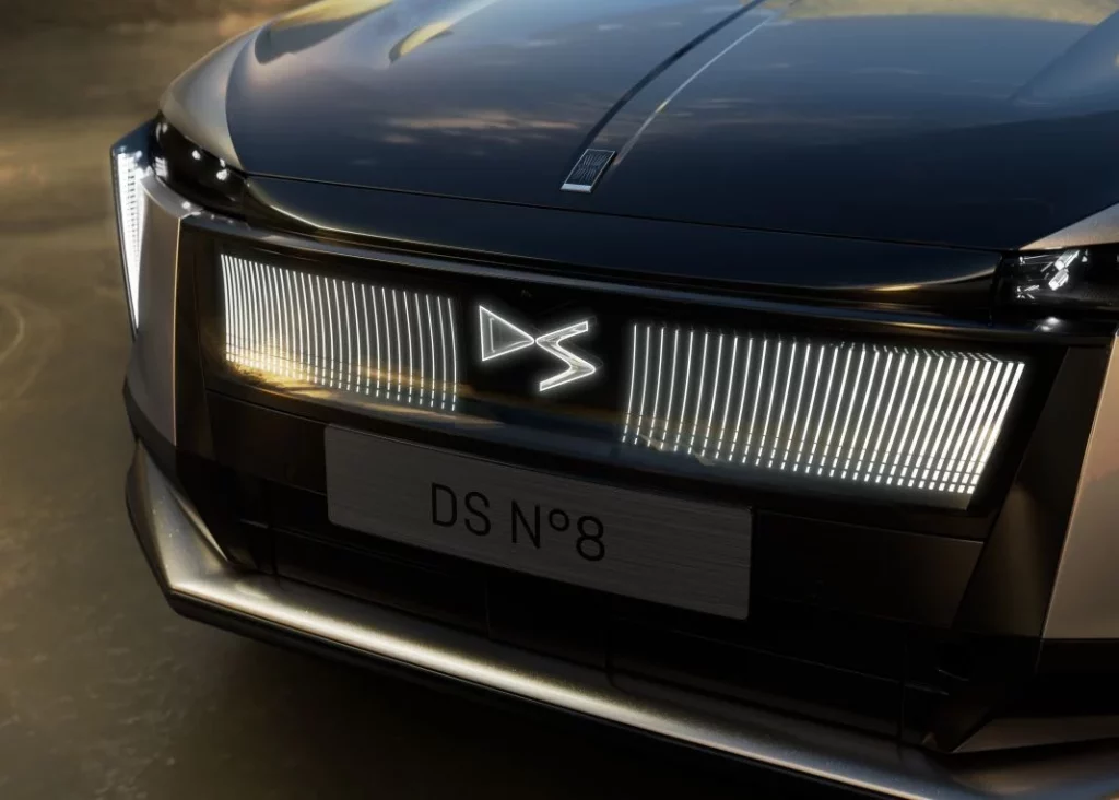 DS No8 4 Motor16