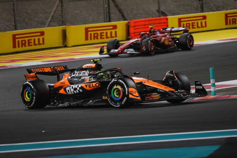 GP ABU DABI NORRIS SAINZ Motor16