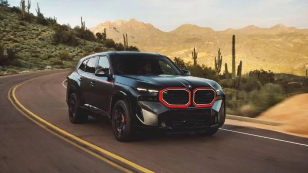 El impresionante SUV de 653 CV y 179.900 euros que conduce Giuliano Simeone 1 Motor16 ¿Cómo es el interior del coche de Giuliano Simeone?