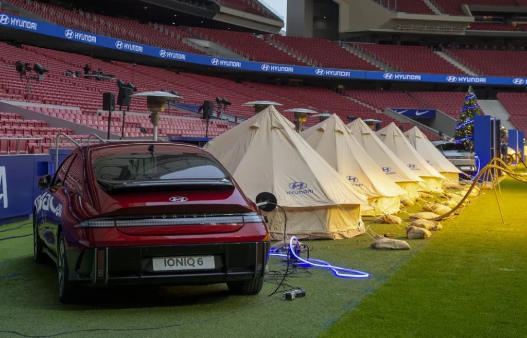 HYUNDAI ATLETICO DE MADRID CAMPING NAVIDAD4 Motor16