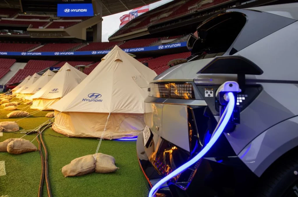 HYUNDAI ATLETICO DE MADRID CAMPING NAVIDAD5 Motor16