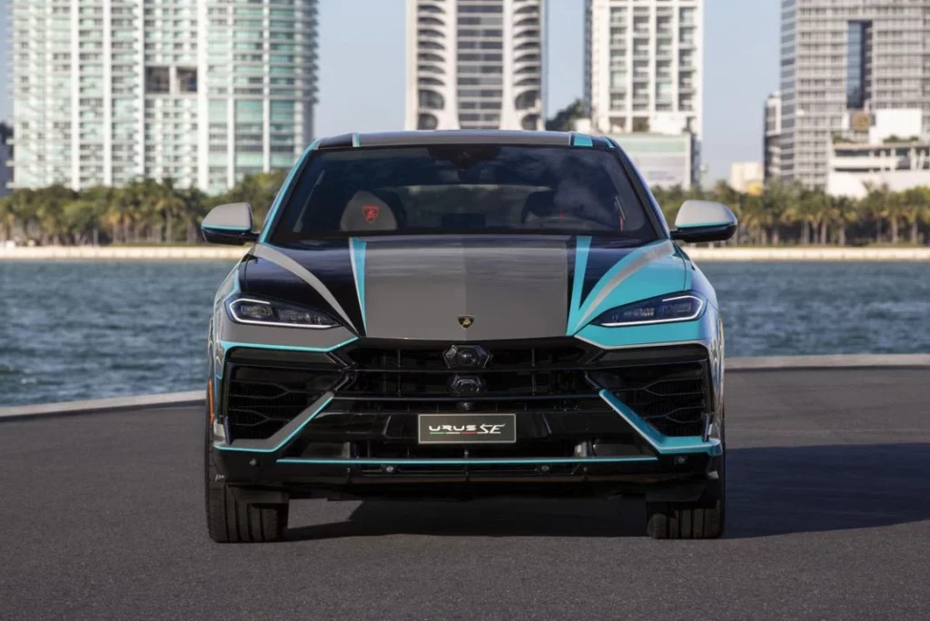 La exclusividad y el estilo de Miami impregnan al Lamborghini Urus SE 14 Motor16 LAMBORGHINI URUS MIAMI 10 Motor16