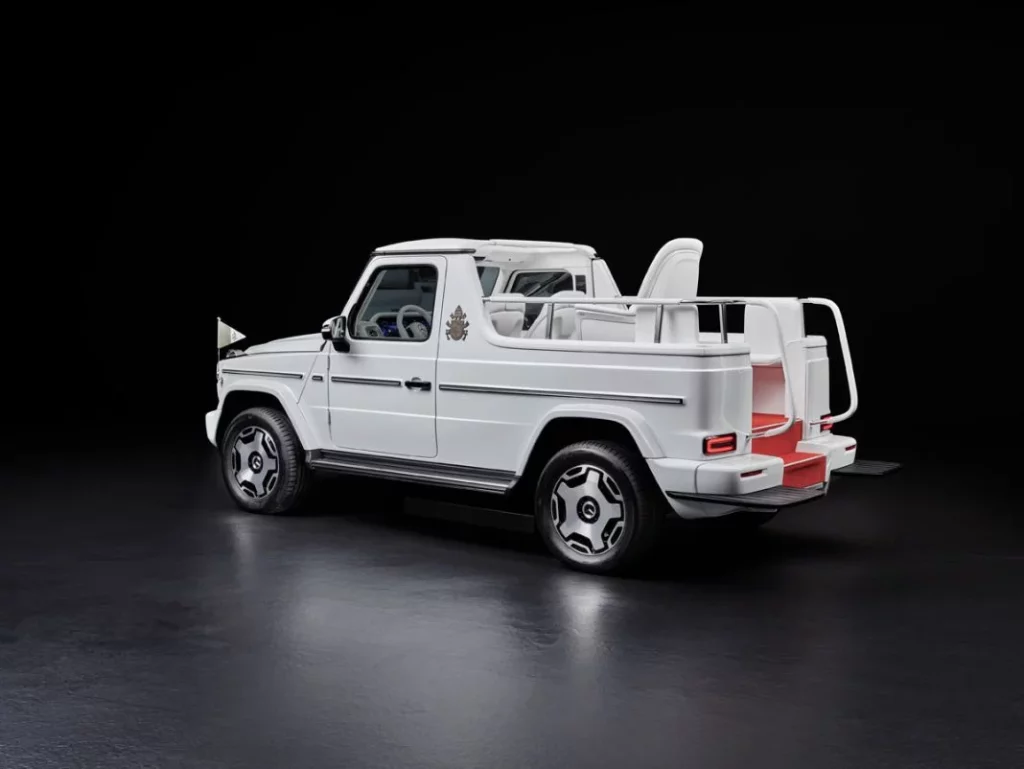 MERCEDES G PAPAMOVIL ELECTRICO 8 Motor16