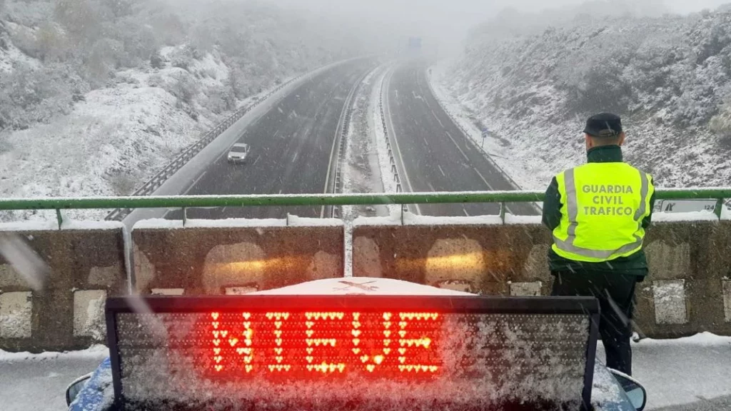 Nieve Guardia Civil Motor16