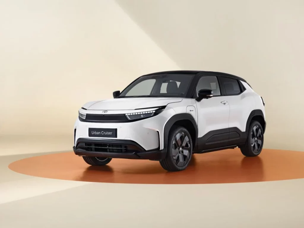 TOYOTA URBAN CRUISER 25 Motor16