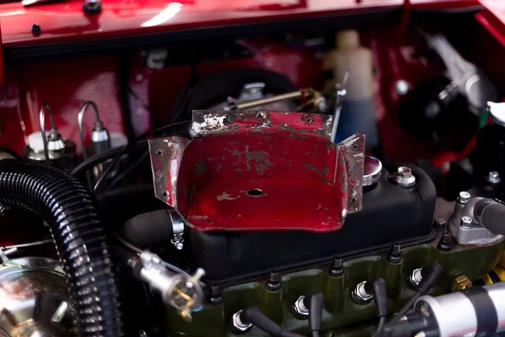 El último restomod de Tolman es un Mini Cooper S Mk II de 1968 10 Motor16 Tolman Mini engine Pratts Oil can 1 Motor16