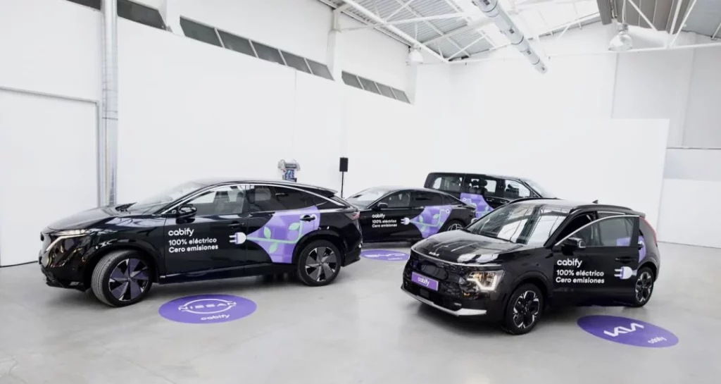 Vehiculos electricos Cabify 1 Motor16