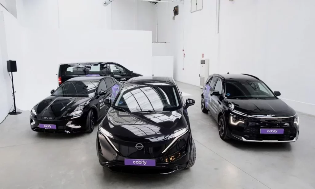 Vehiculos electricos Cabify 3 Motor16