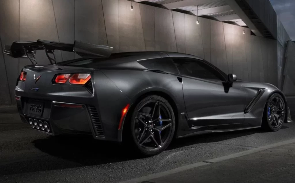 El Chevrolet Corvette que no tiene nada que envidiar a los Huracán Sterrato y 911 Dakar 1 Motor16 Los detalles de este Chevrolet Corvette