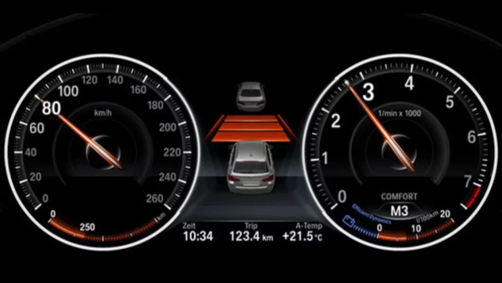 Cuidá tu coche: lo que debes tener en cuenta en el cuadro de relojes 1 Motor16 El tablero de luces del coche: un problema para el 46% de los conductores