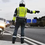 La Guardia Civil de tráfico le multa con 500 euros, lo sube a las redes sociales y arde Troya: todo por ahorrarse 10 euros