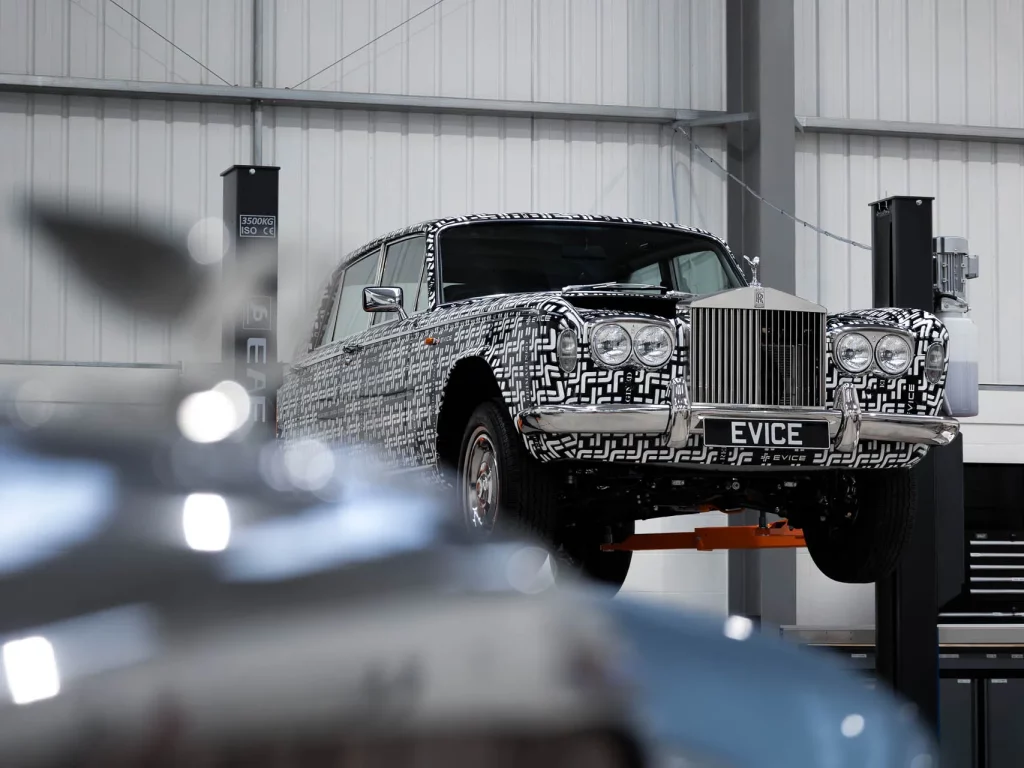 Evice, la firma que reimagina los Rolls-Royce más clásicos y los convierte en eléctricos 10 Motor16 prototype rolls royce silver shadow ev by evice 100953368 h Motor16