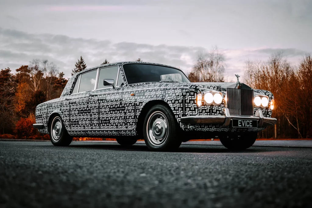 Evice, la firma que reimagina los Rolls-Royce más clásicos y los convierte en eléctricos 11 Motor16 prototype rolls royce silver shadow ev by evice 100953369 h Motor16