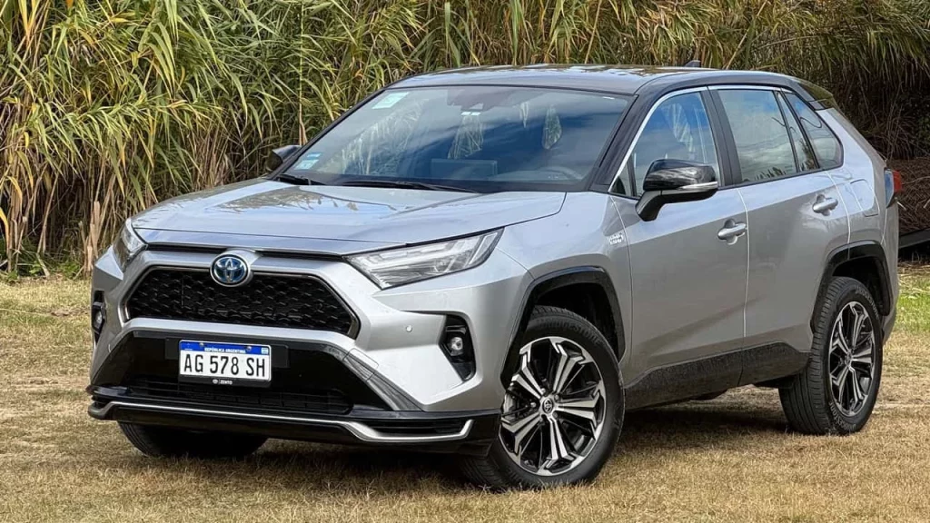 La apasionada noche de amor entre un Toyota RAV4 y un Toyota Celica 1 Motor16 El momento clave donde surge esta propuesta innovadora
