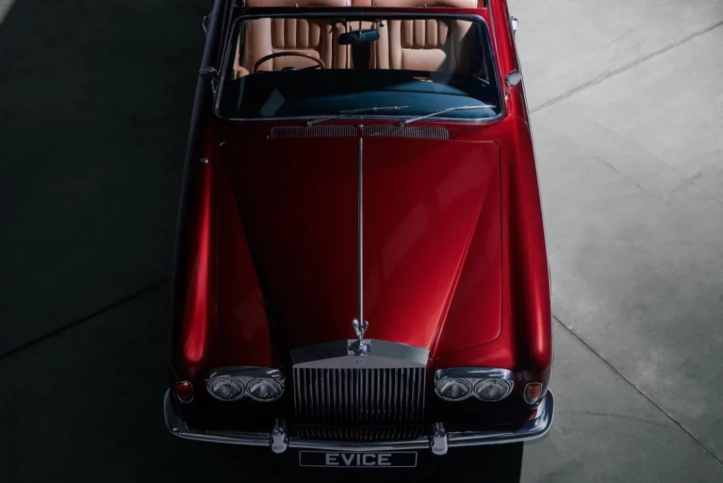 Evice, la firma que reimagina los Rolls-Royce más clásicos y los convierte en eléctricos 18 Motor16 rolls royce silver corniche ev by evice 100953362 h Motor16