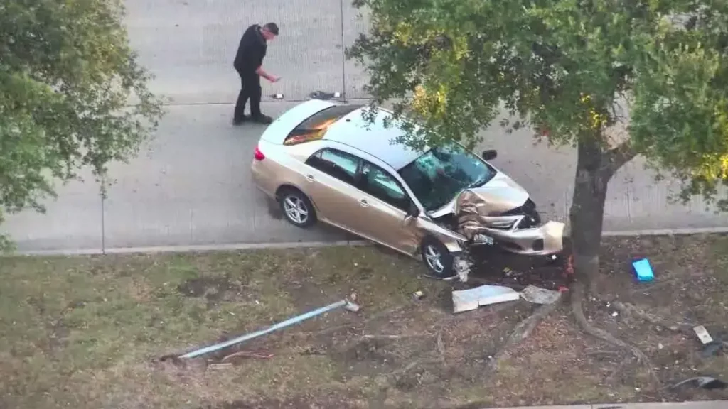 Las consecuencias del choque entre el McLaren 570S y el Toyota Corolla