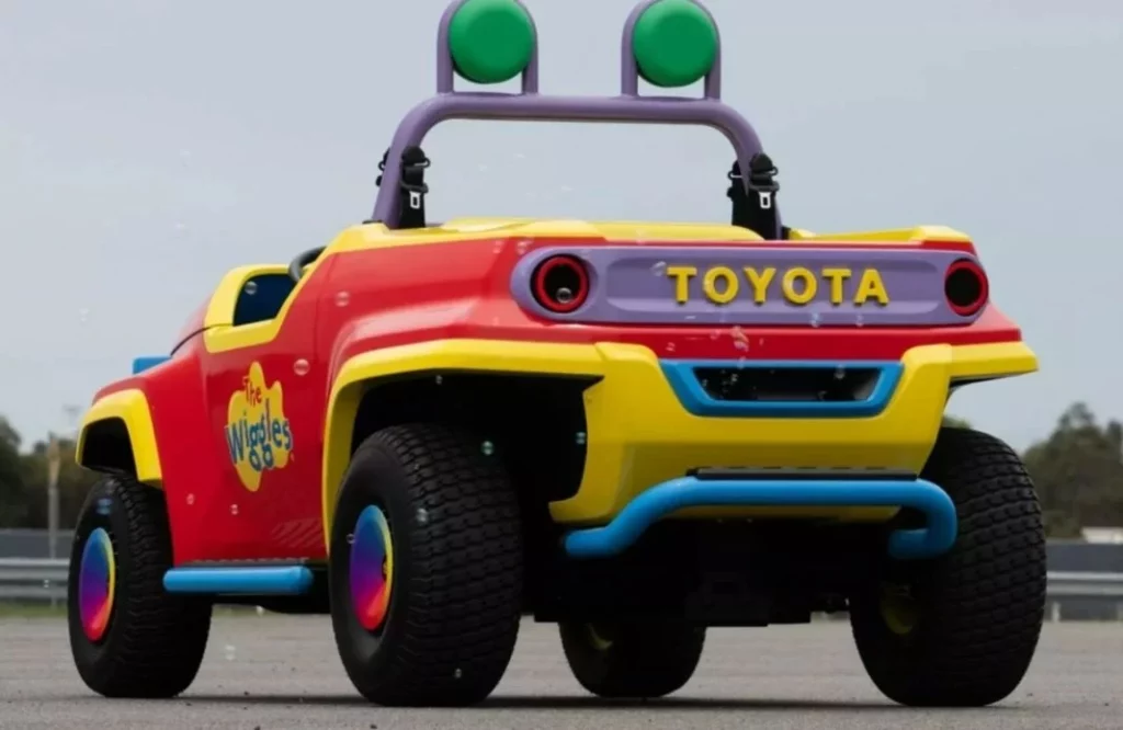 Toyota y The Wiggles han creado el Land Cruiser con el que sueñan tus hijos 2 Motor16 Más características del Toyota Big Red Ute