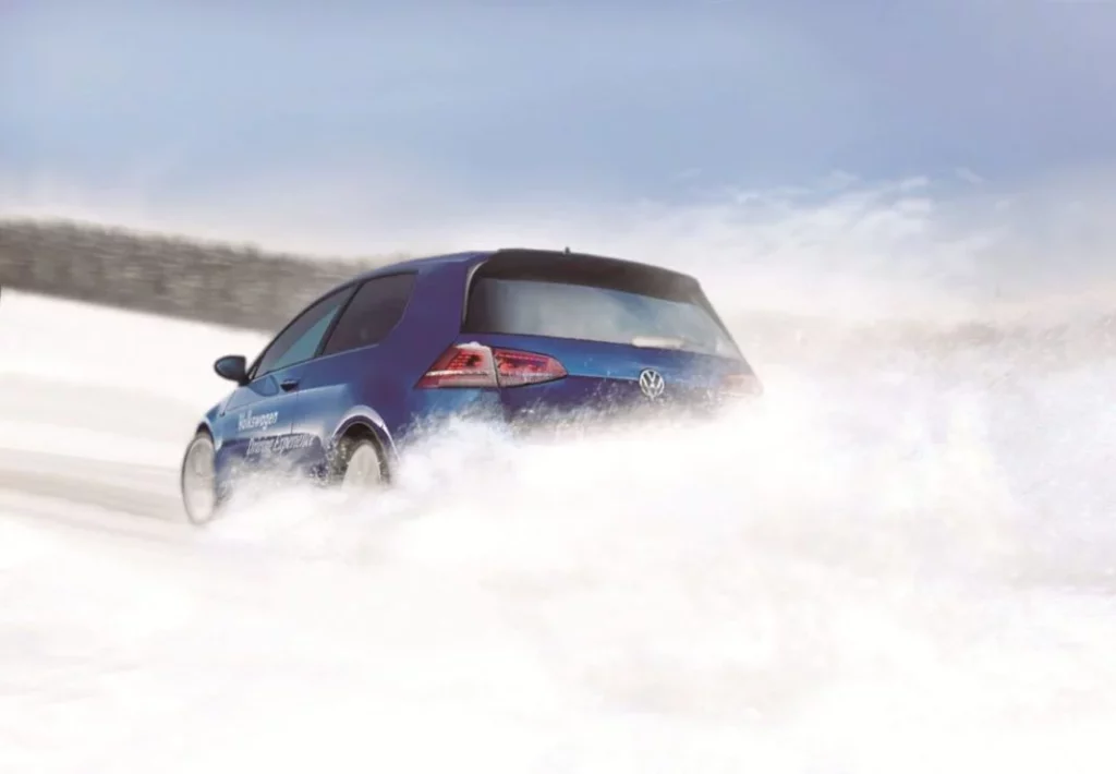 La propuesta de Volkswagen que se convertirá en el mejor regalo de Navidad 2 Motor16 volkswagen driving experience en suecia Motor16