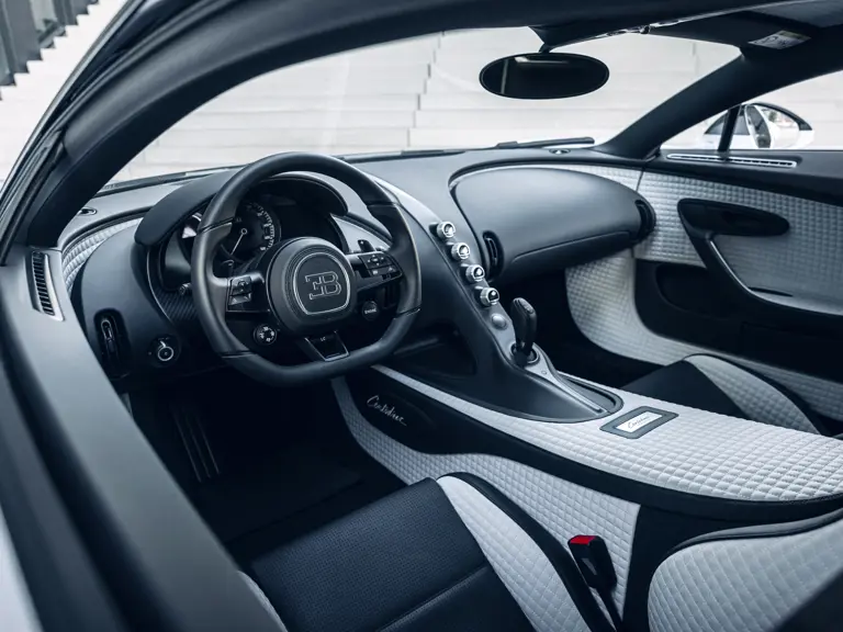 Bugatti Centodieci: O la forma más sencilla de ganar 7 millones en dos años 2 Motor16 2023 Bugatti Centodieci. RM Sotheby's. Imagen interior.