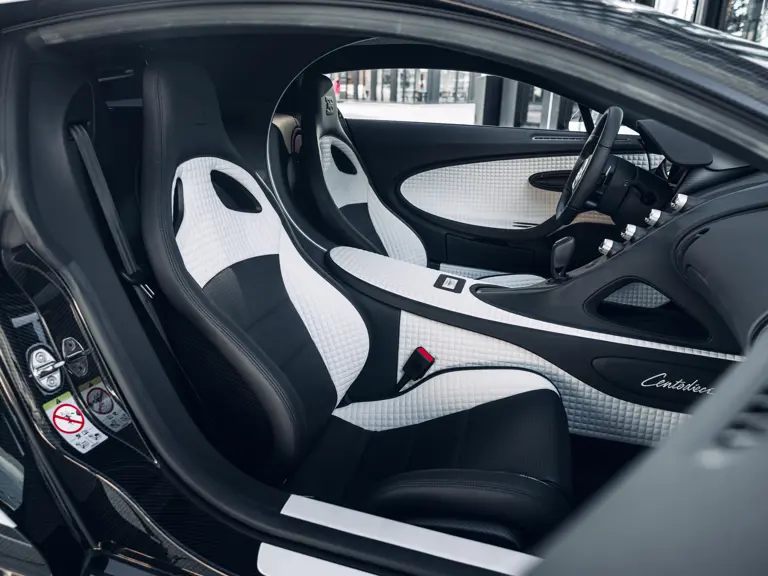Bugatti Centodieci: O la forma más sencilla de ganar 7 millones en dos años 32 Motor16 2023 Bugatti Centodieci RM Sothebys 14 Motor16