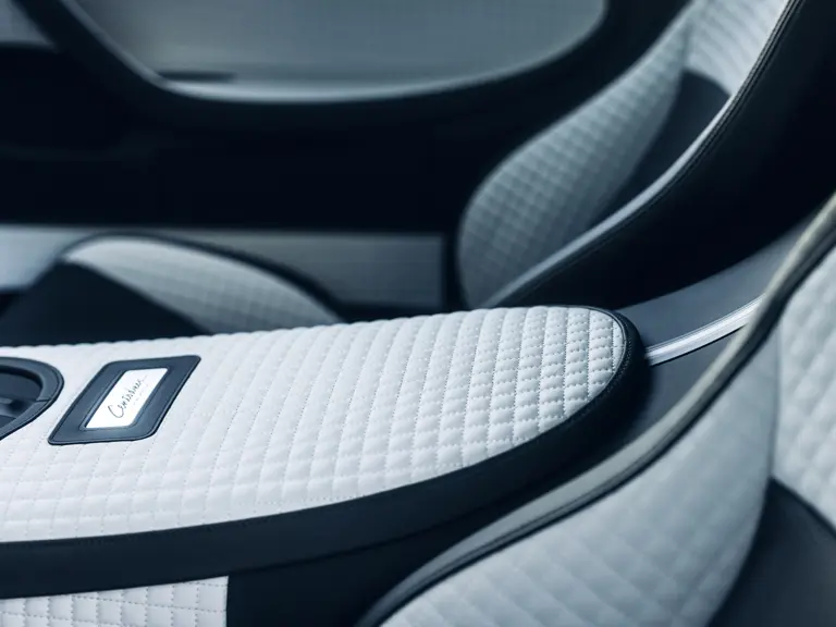 Bugatti Centodieci: O la forma más sencilla de ganar 7 millones en dos años 43 Motor16 2023 Bugatti Centodieci RM Sothebys 17 Motor16