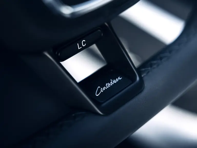 Bugatti Centodieci: O la forma más sencilla de ganar 7 millones en dos años 42 Motor16 2023 Bugatti Centodieci RM Sothebys 18 Motor16