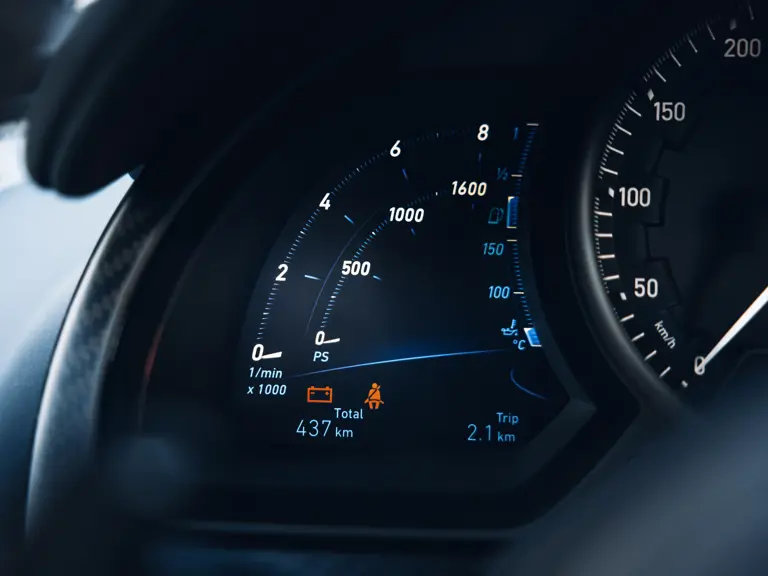 Bugatti Centodieci: O la forma más sencilla de ganar 7 millones en dos años 3 Motor16 2023 Bugatti Centodieci. RM Sotheby's. Imagen detalle.
