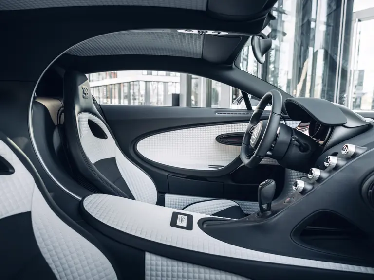 Bugatti Centodieci: O la forma más sencilla de ganar 7 millones en dos años 31 Motor16 2023 Bugatti Centodieci RM Sothebys 31 Motor16