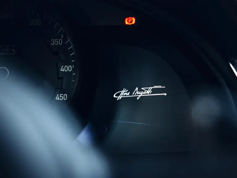 Bugatti Centodieci: O la forma más sencilla de ganar 7 millones en dos años 38 Motor16 2023 Bugatti Centodieci RM Sothebys 34 Motor16