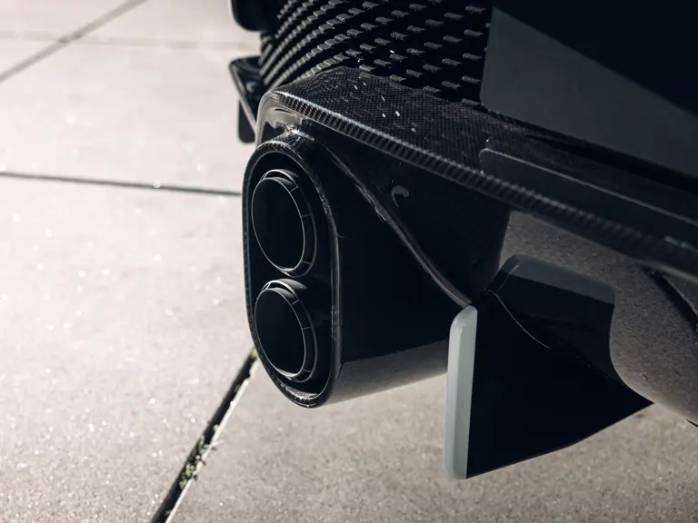 Bugatti Centodieci: O la forma más sencilla de ganar 7 millones en dos años 23 Motor16 2023 Bugatti Centodieci RM Sothebys 40 Motor16