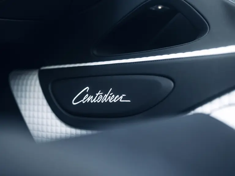 Bugatti Centodieci: O la forma más sencilla de ganar 7 millones en dos años 44 Motor16 2023 Bugatti Centodieci RM Sothebys 7 Motor16