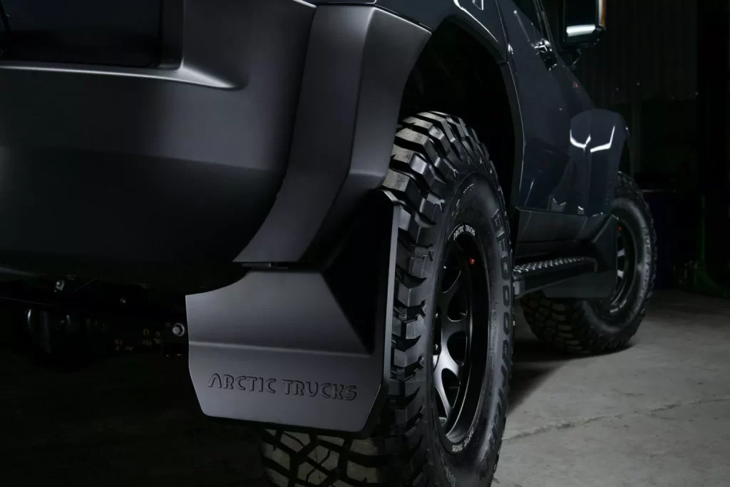 El Toyota Land Cruiser se convierte en una apisonadora gracias a Arctic Trucks 31 Motor16 2025 Arctic Trucks Toyota Land Cruiser AT37 11 Motor16