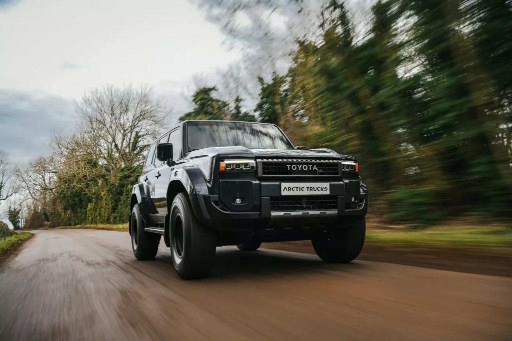 El Toyota Land Cruiser se convierte en una apisonadora gracias a Arctic Trucks 18 Motor16 2025 Arctic Trucks Toyota Land Cruiser AT37 18 Motor16