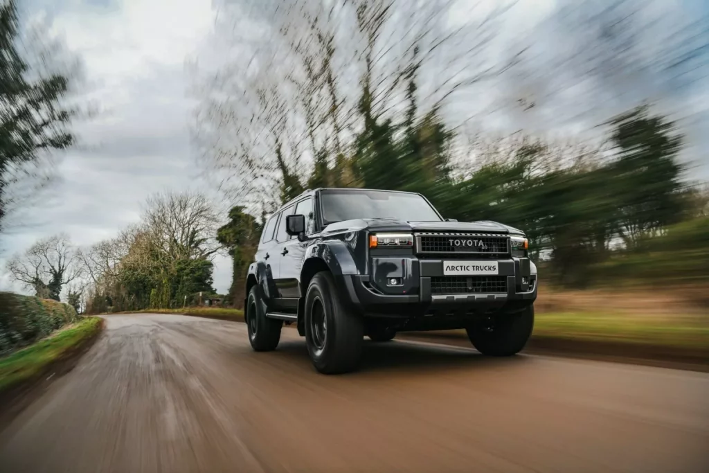 El Toyota Land Cruiser se convierte en una apisonadora gracias a Arctic Trucks 23 Motor16 2025 Arctic Trucks Toyota Land Cruiser AT37 23 Motor16