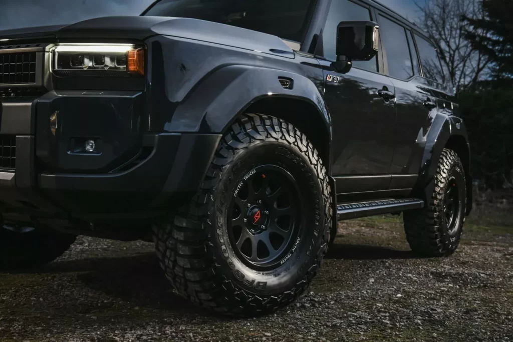 El Toyota Land Cruiser se convierte en una apisonadora gracias a Arctic Trucks 28 Motor16 2025 Arctic Trucks Toyota Land Cruiser AT37 29 Motor16