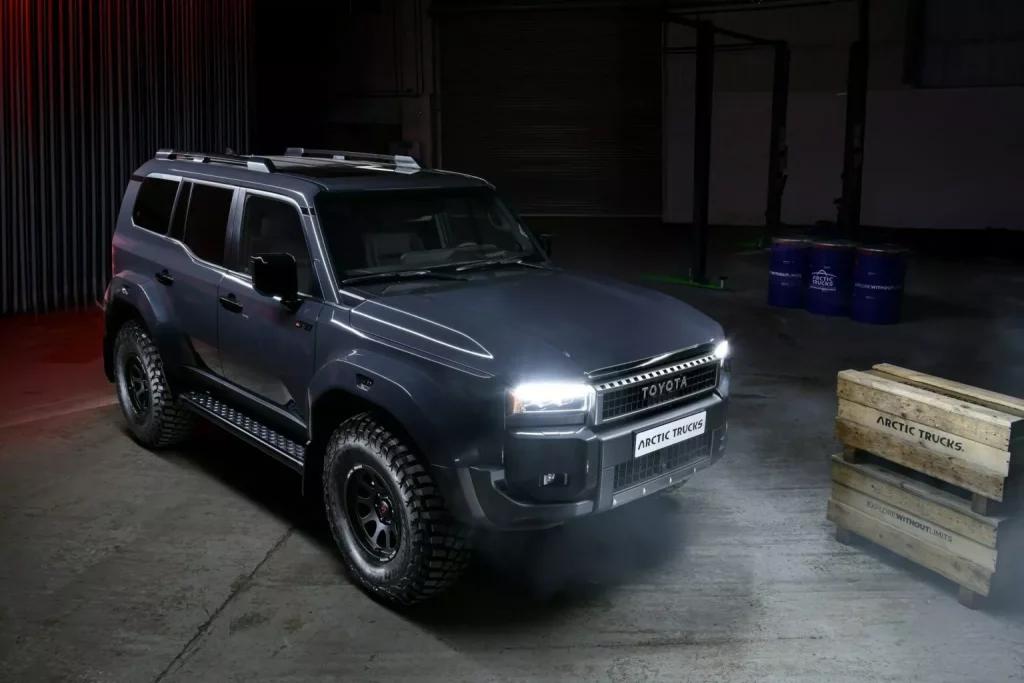 El Toyota Land Cruiser se convierte en una apisonadora gracias a Arctic Trucks 6 Motor16 2025 Arctic Trucks Toyota Land Cruiser AT37 33 Motor16